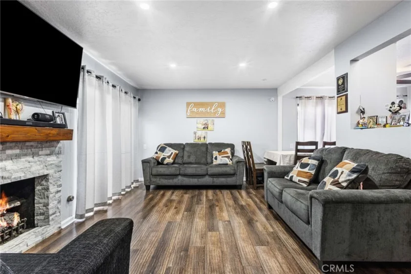 1381 S Walnut #2105 photo 1