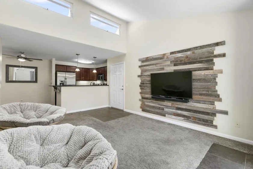 5252 Balboa Arms Drive #265 photo 1
