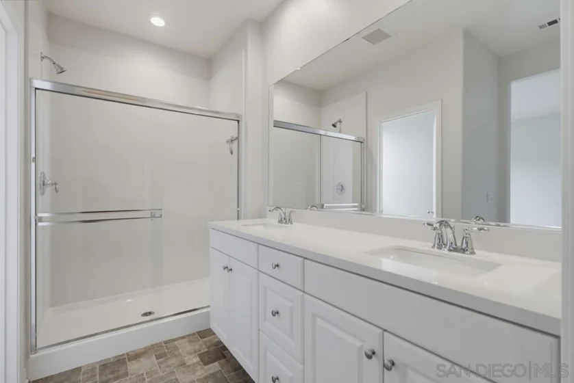 505 Turnstone photo 14