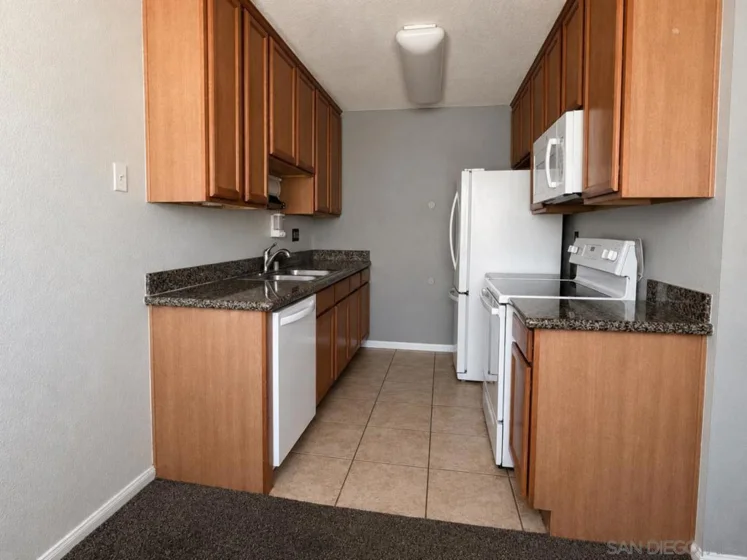 455 Ballantyne Street #21 photo 8