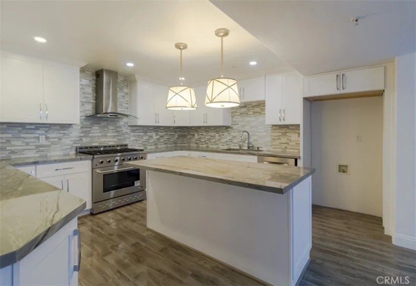 17735 Kinzie Street #210 photo 1