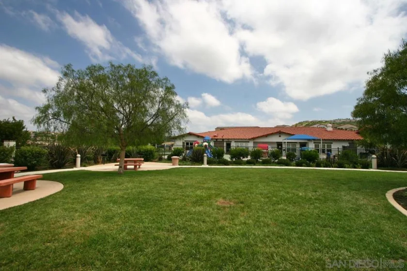 6004 Paseo Salinero photo 41