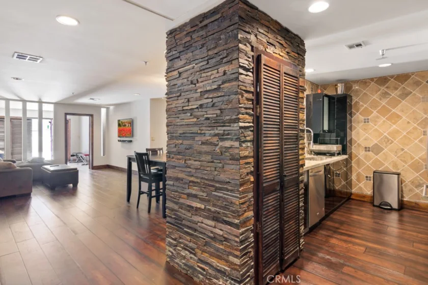 1040 4th Street #112 photo 1