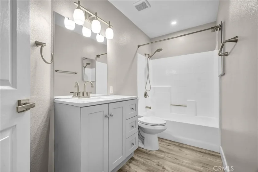 3605 E Anaheim Street #420 photo 12