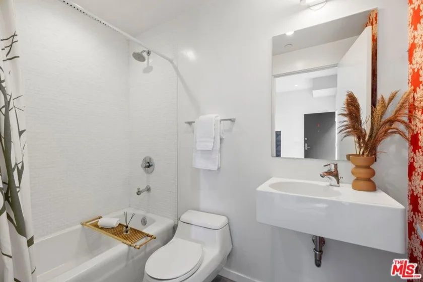 803 Wilcox Avenue #4 photo 7