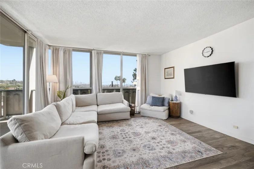 4455 Los Feliz Boulevard #601 photo 8