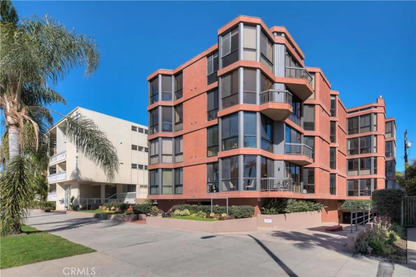 1033 Ocean Avenue #101 photo 1