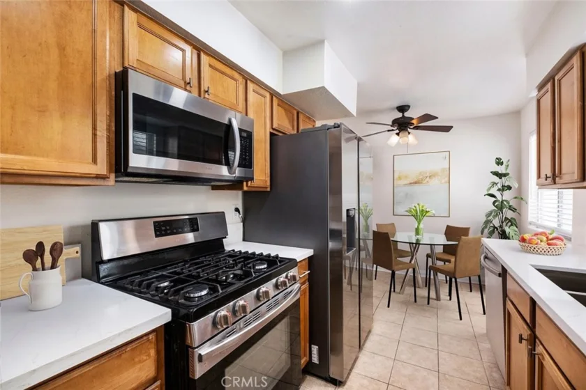 4230 Whitsett Avenue #4 photo 8