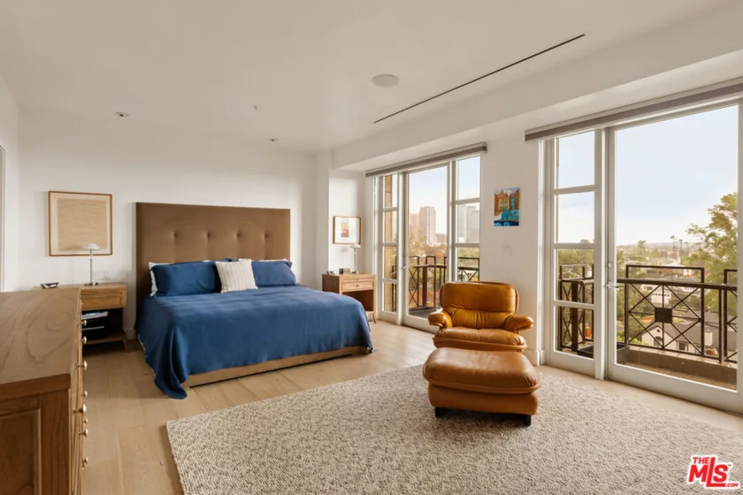 10580 Wilshire Boulevard #5SW photo 6