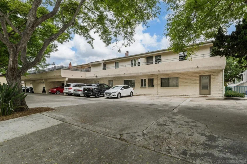 2544 Navarra Drive #4 photo 34