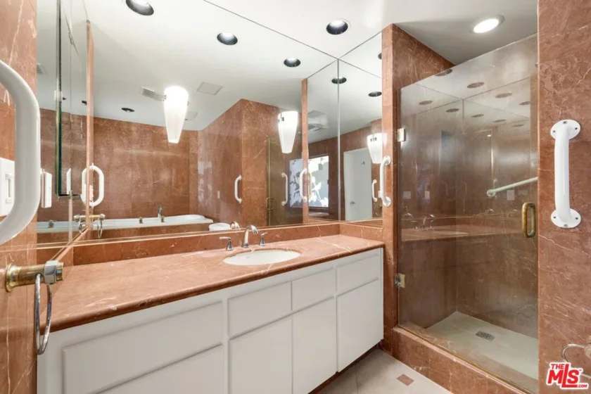 101 California Avenue #802 photo 22