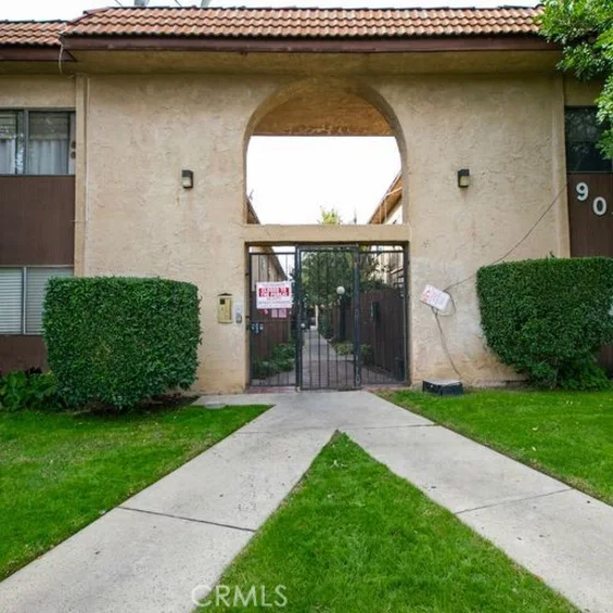 9019 Cedros Avenue #10 photo 1