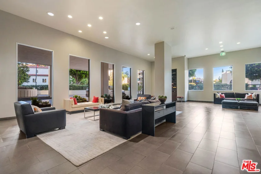 10501 Wilshire Boulevard #1904 photo 19