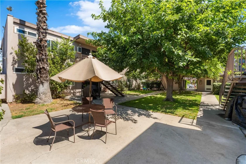 7135 Coldwater Canyon Avenue #16 photo 3