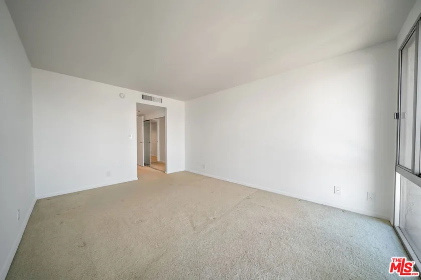 800 W 1st Street #2203 photo 18