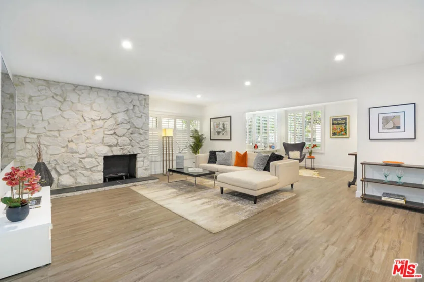 419 N Oakhurst Drive #101 photo 4