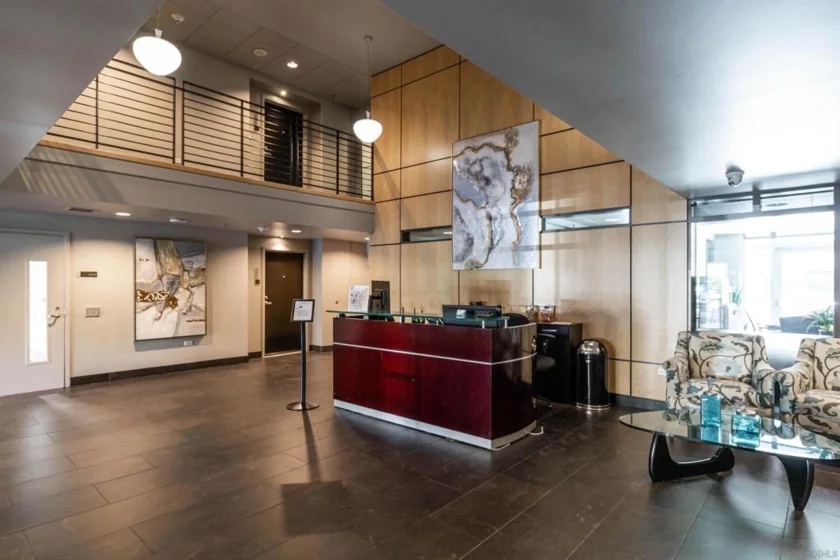 425 W Beech Street #722 photo 17