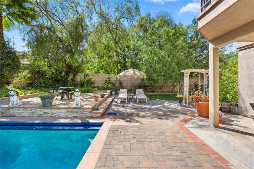 22395 Poplar Court photo 42