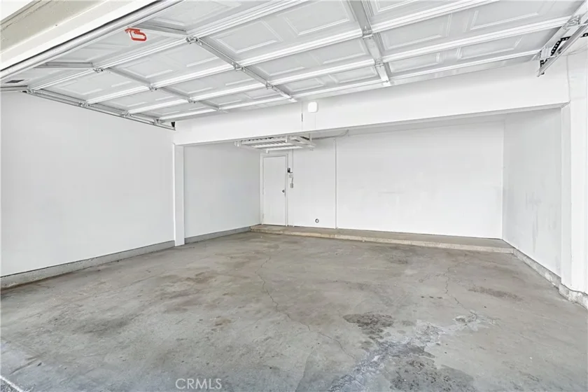 22139 Burbank Boulevard #7 photo 23