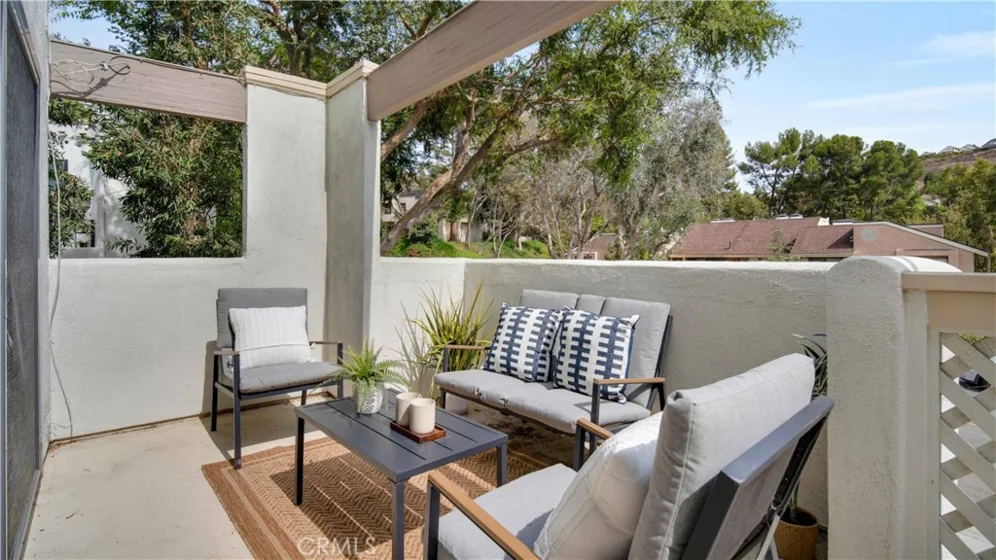 158 N Singingwood Street #2 photo 25