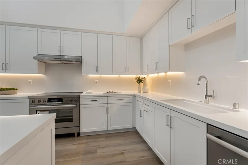 24722 Del Prado #204 photo 15