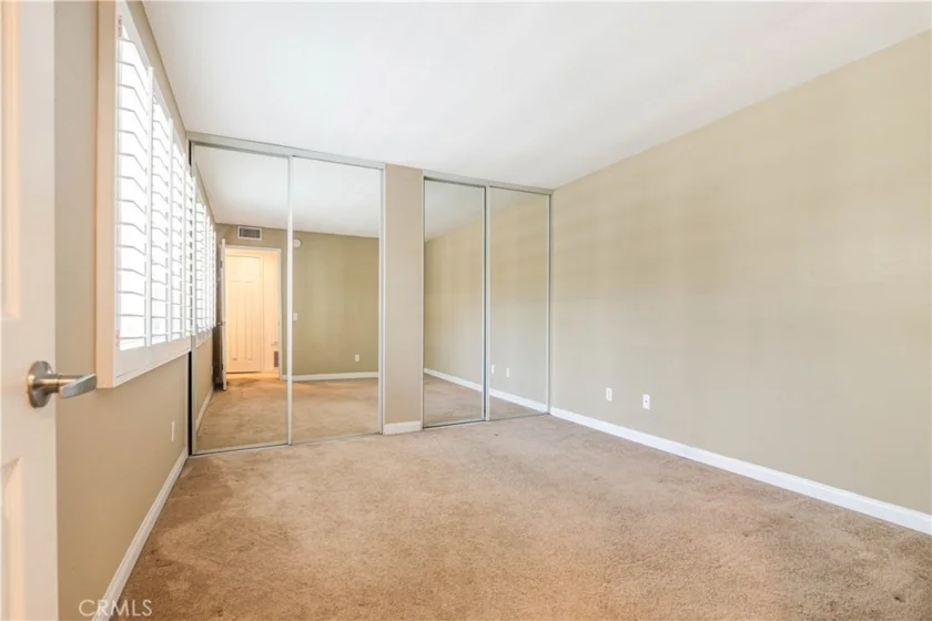 5530 Owensmouth Avenue #324 photo 12