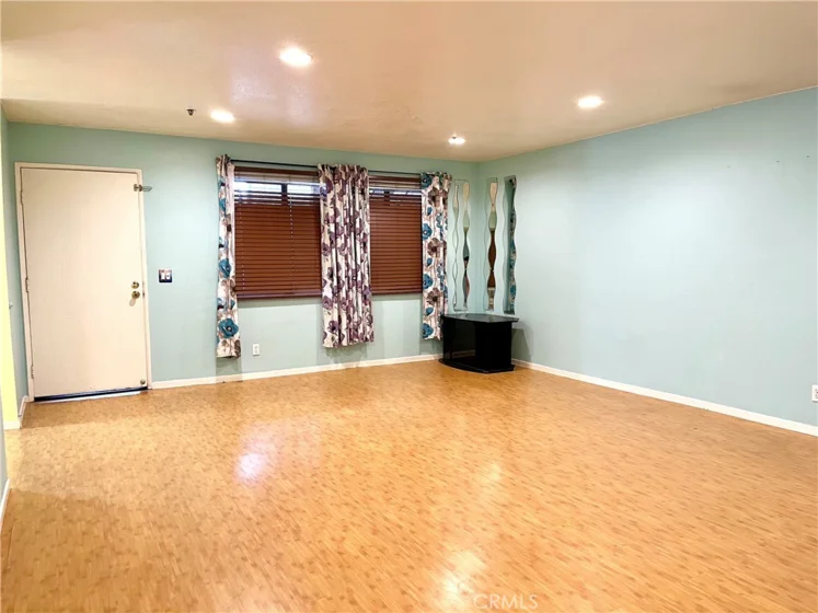 7715 Newman Avenue #104 photo 1