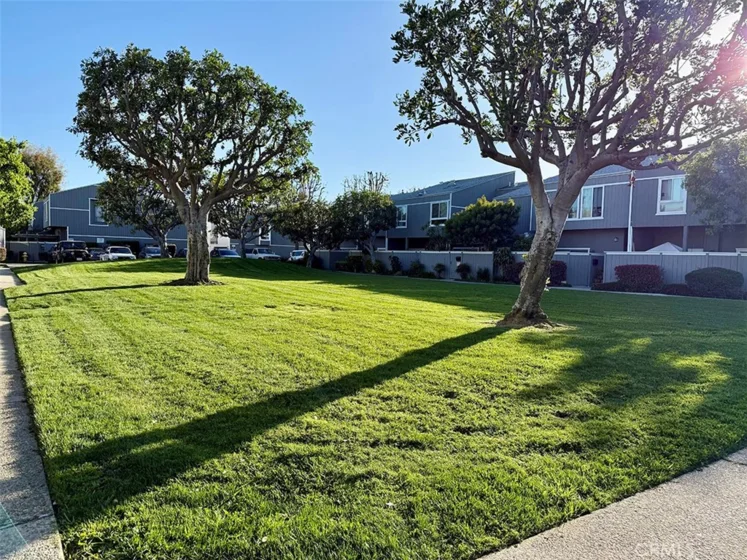 2720 W Segerstrom #D photo 37
