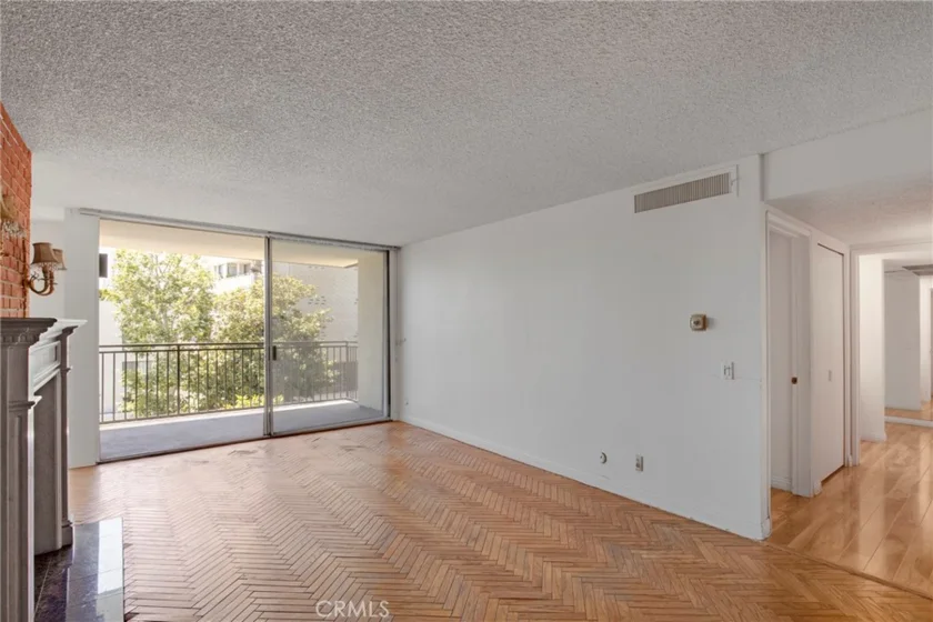 1340 S Beverly Glen Boulevard #211 photo 13