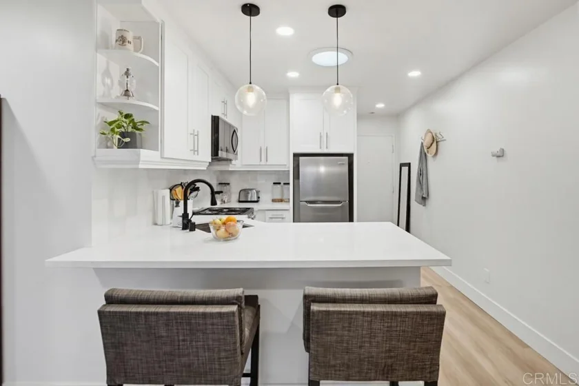 3950 Cleveland Avenue #211 photo 36