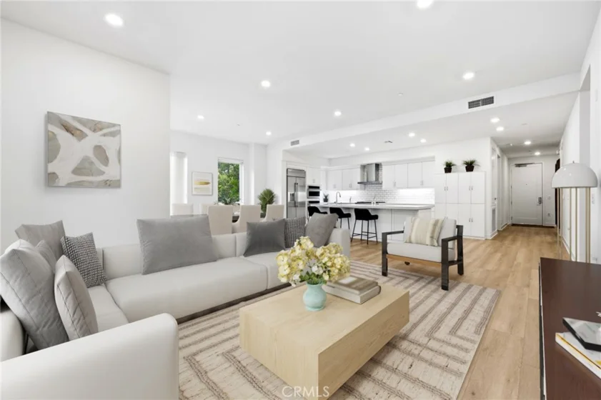 3101 Rivington photo 1
