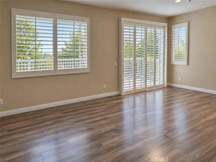 16 Torres Pointe photo 5