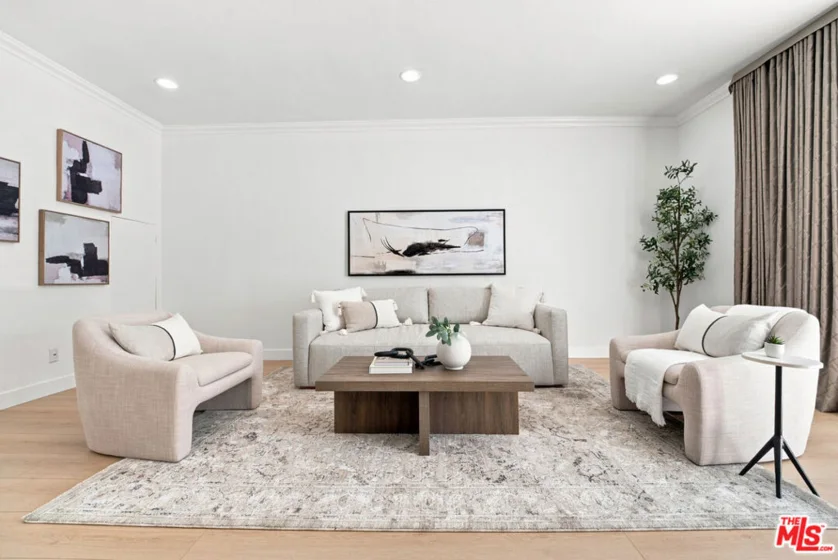 5243 Yarmouth Avenue #31 photo 10