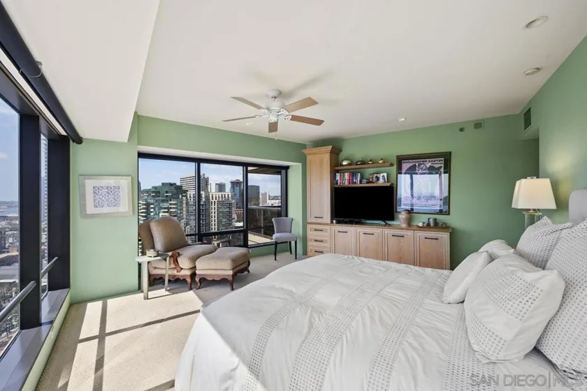 100 Harbor Drive #2404 photo 26