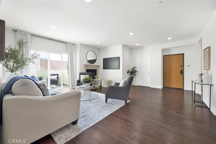 1726 S Bentley Avenue #403 photo 26