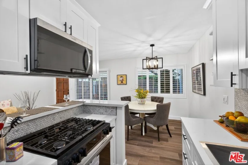 1522 S Centinela Avenue #101 photo 16
