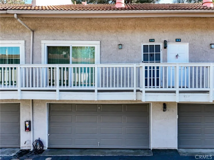 23821 Hillhurst #38 photo 4
