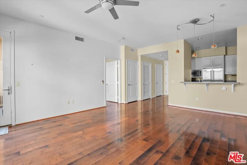 4050 Glencoe Avenue #309 photo 9