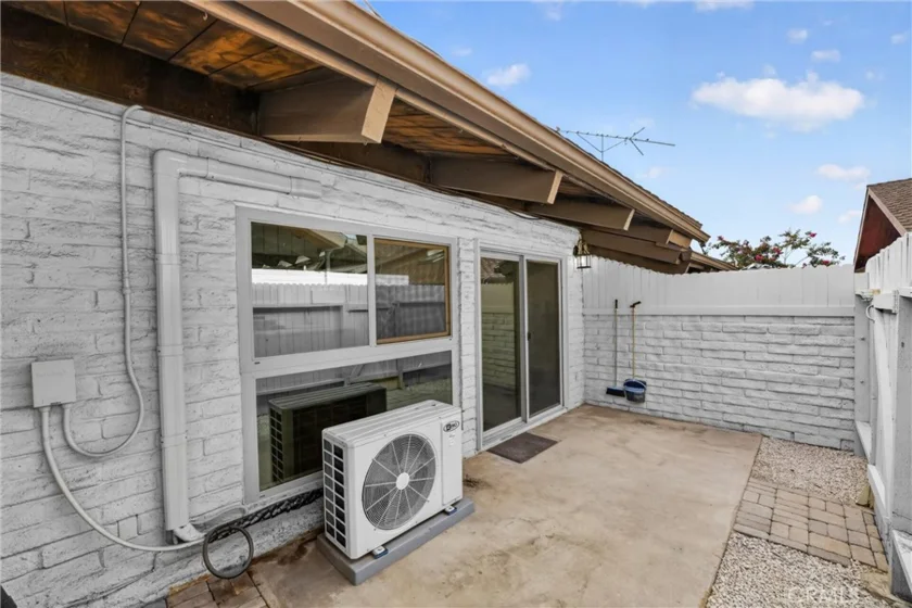 5068 Lakeview photo 43