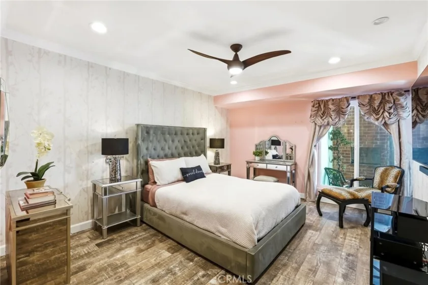 4807 Woodley Avenue #303 photo 15