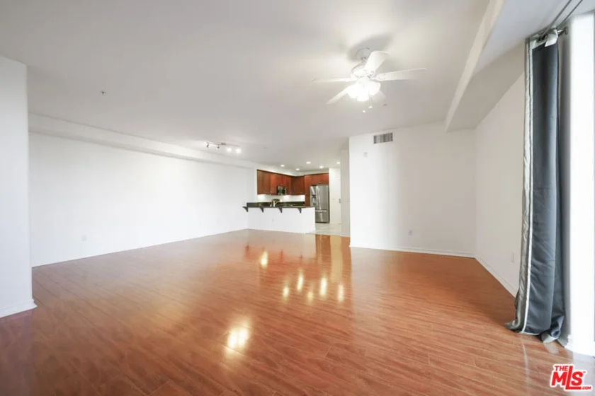 629 Traction Avenue #511 photo 31
