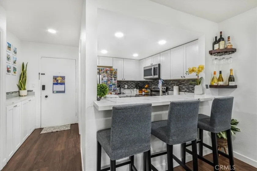 278 N Wilshire #129 photo 7