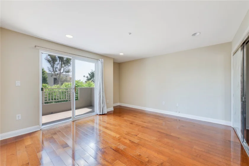 2125 S Bentley Avenue #101 photo 8
