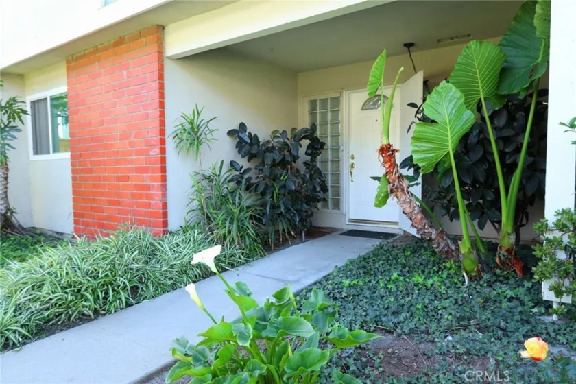 1404 N Tustin Avenue #O-1 photo 1