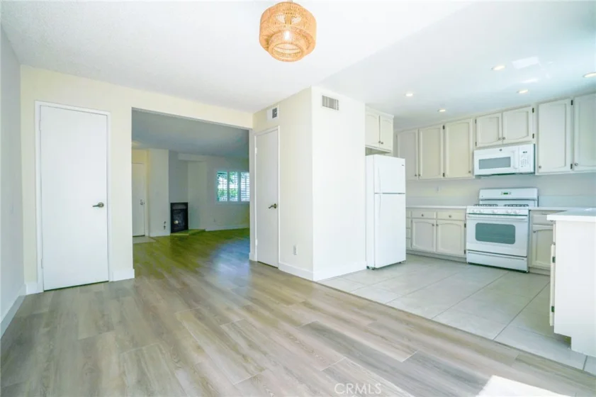 19231 Sherman Way #25 photo 10