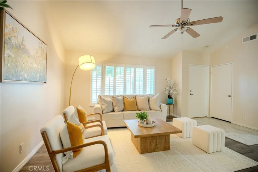 2528 N Tustin #D photo 3