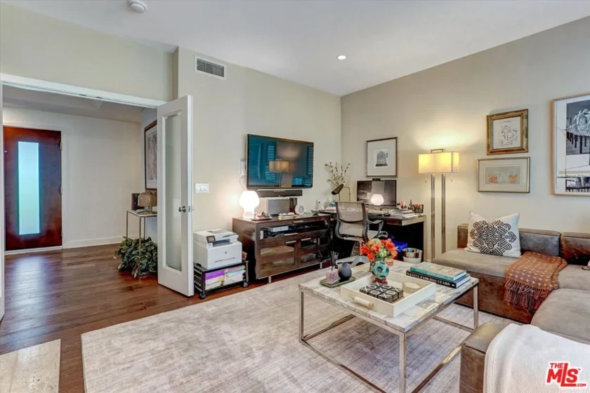 148 S Crescent Drive #101 photo 25
