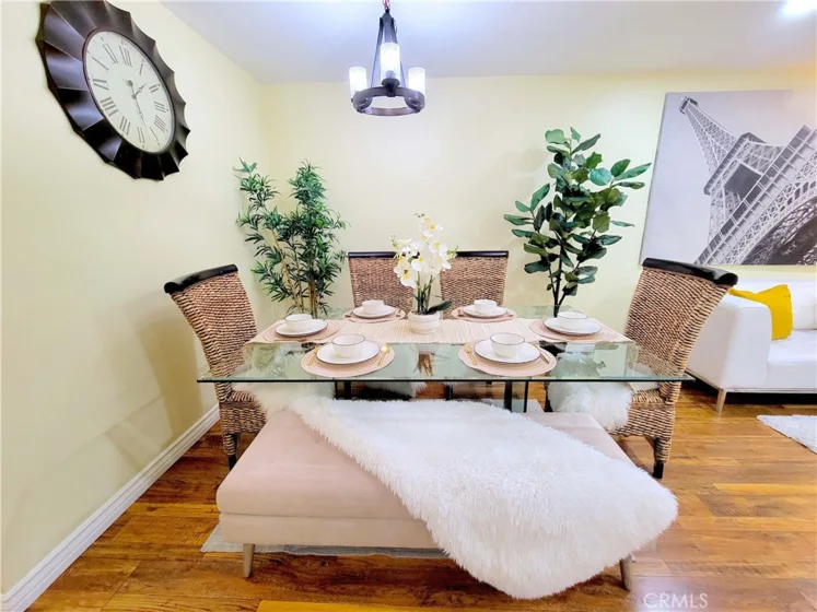 8221 Langdon Ave., #103 photo 4