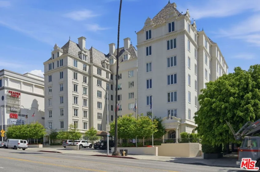 1424 N Crescent Heights Boulevard #49 photo 38