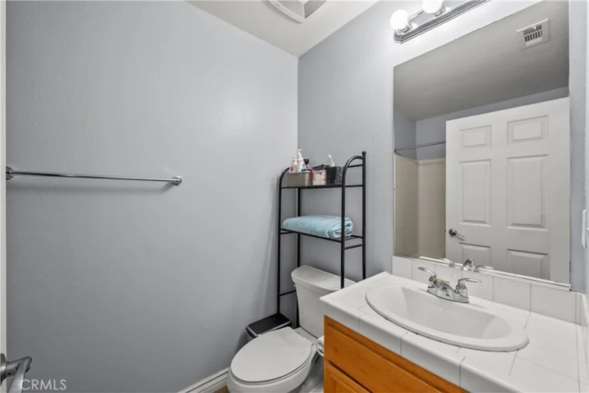 14552 Foothill photo 32